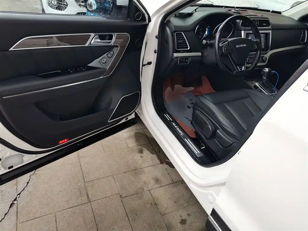 Haval H6 Coupe 2016 — фото 16
