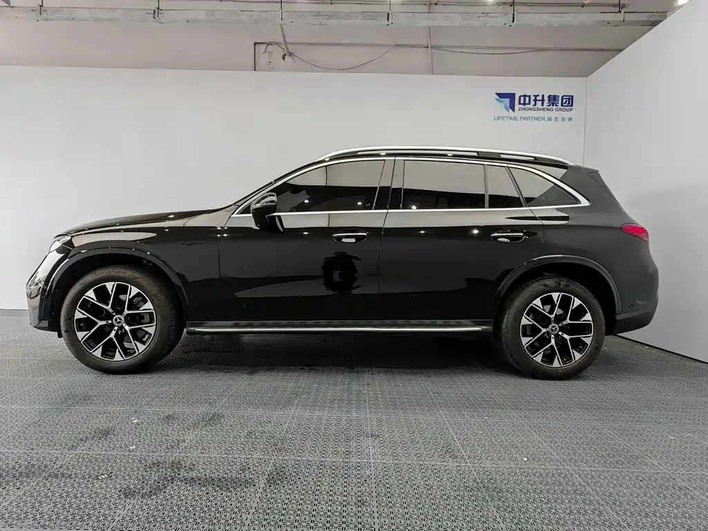 Mercedes-Benz GLC 2024
