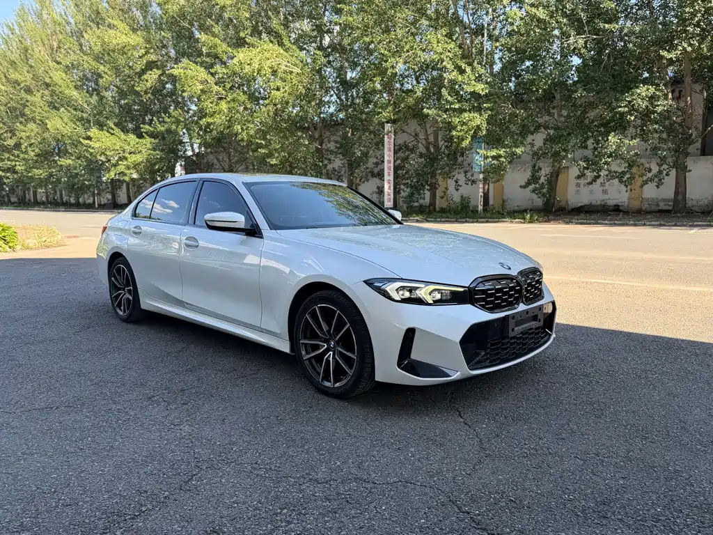 BMW 3 Series 2023