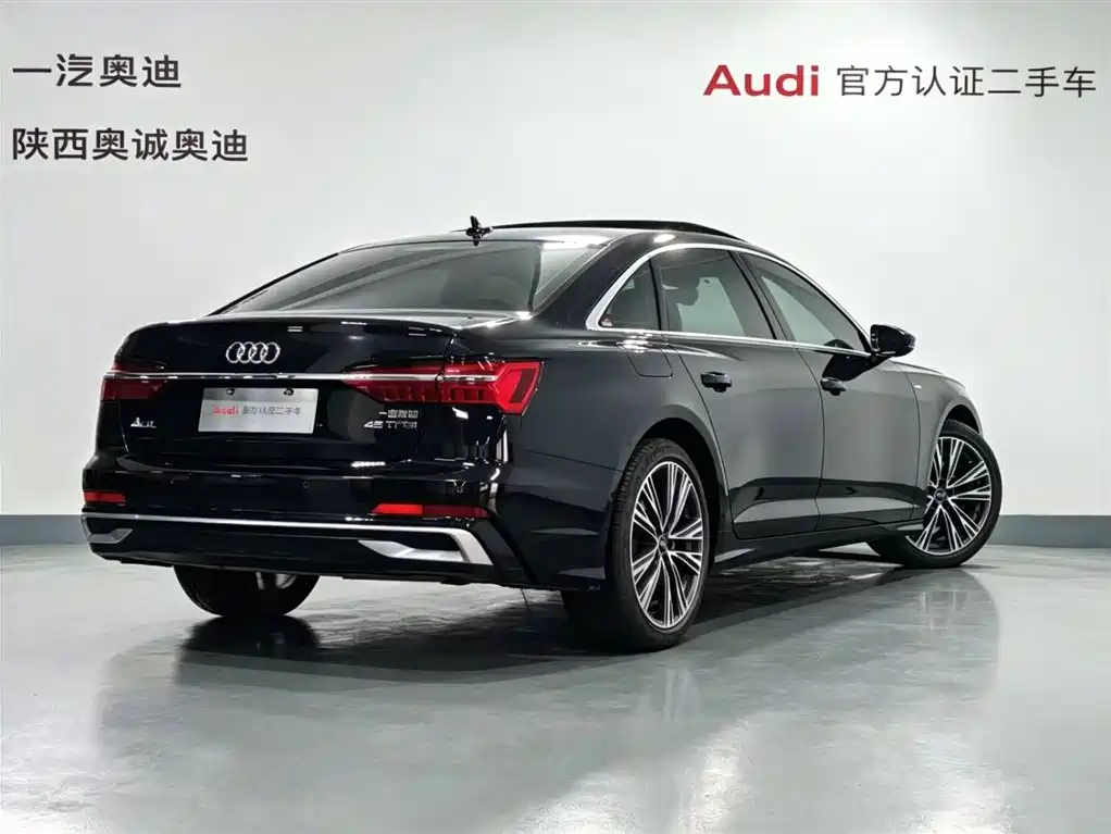 Audi A6L 2025 — фото 4