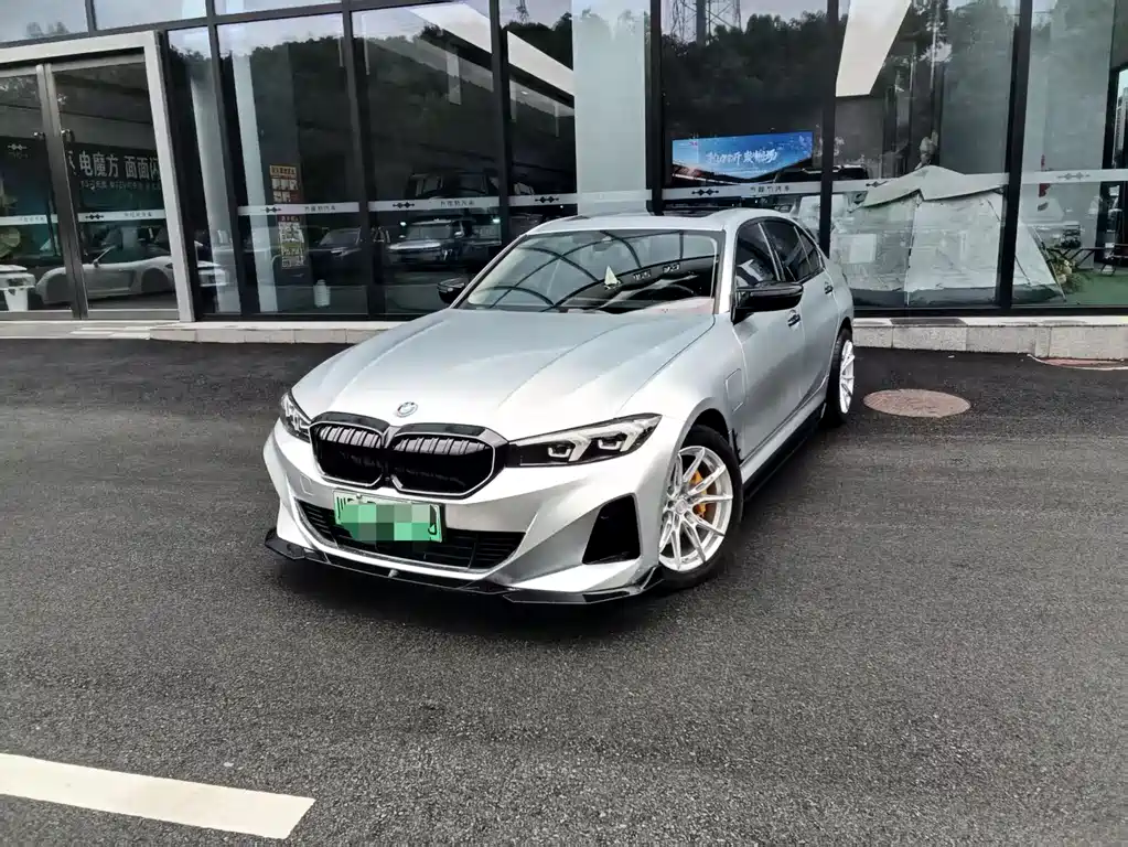 BMW i3 2024