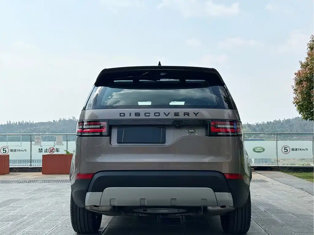 Land Rover Discovery 2018 — фото 5