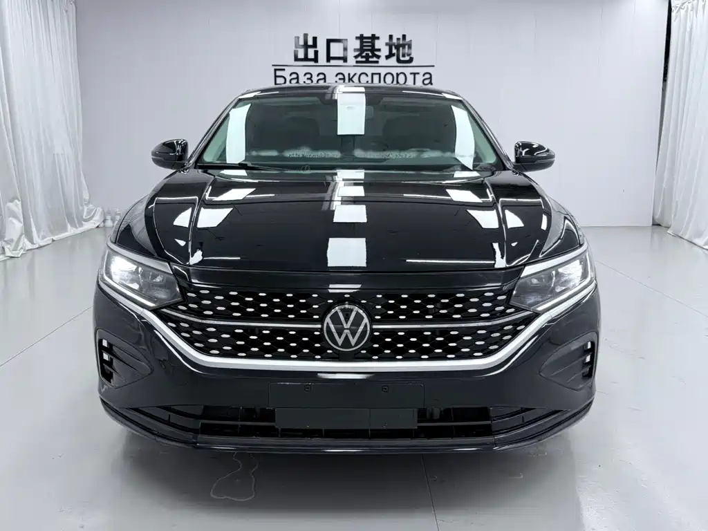 Volkswagen Passat 2023
