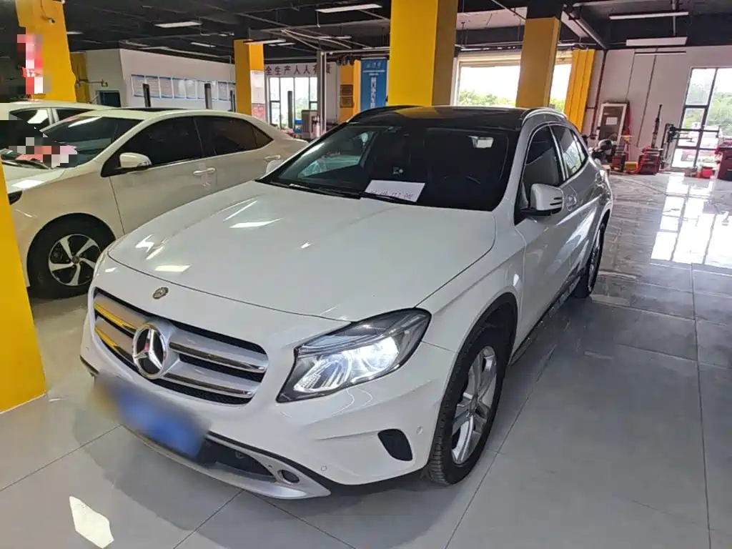 Mercedes-Benz GLA 2017 — фото 1
