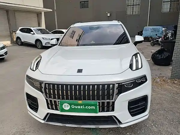 Lynk & Co 09 EM-P 2022