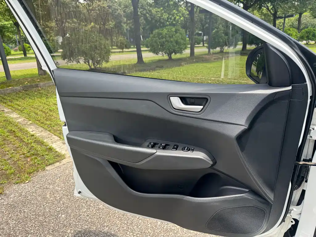Hyundai Verna 2019 — фото 18