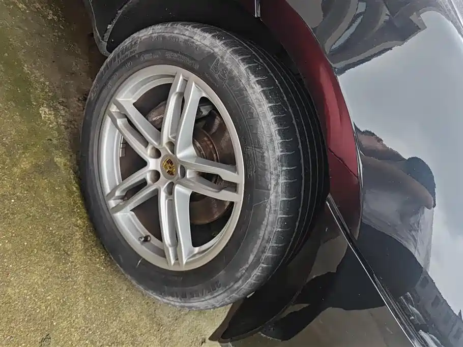 Porsche Macan 2014