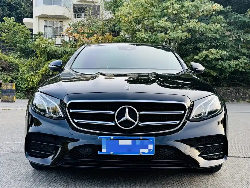 Mercedes-Benz E-Class 2018