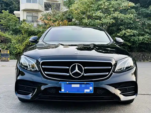 Mercedes-Benz E-Class 2018