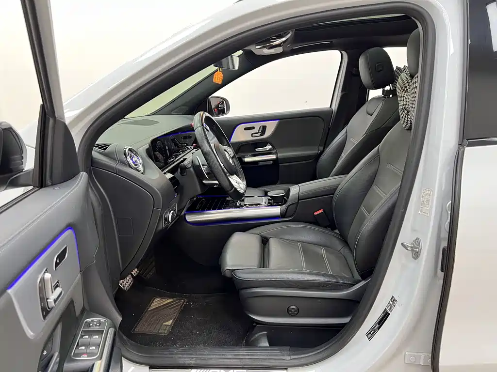 Mercedes-Benz GLA AMG 2021 — фото 16