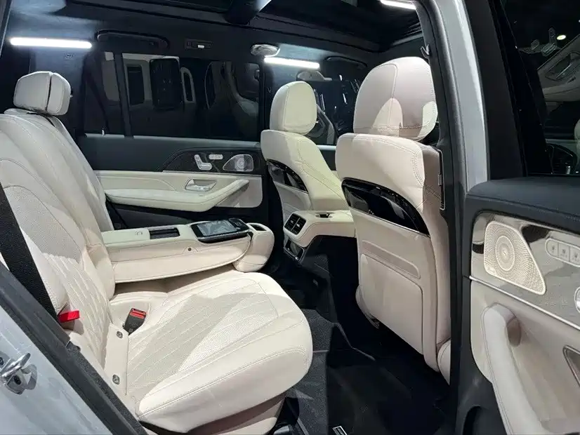 Mercedes-Benz GLS AMG — фото 7