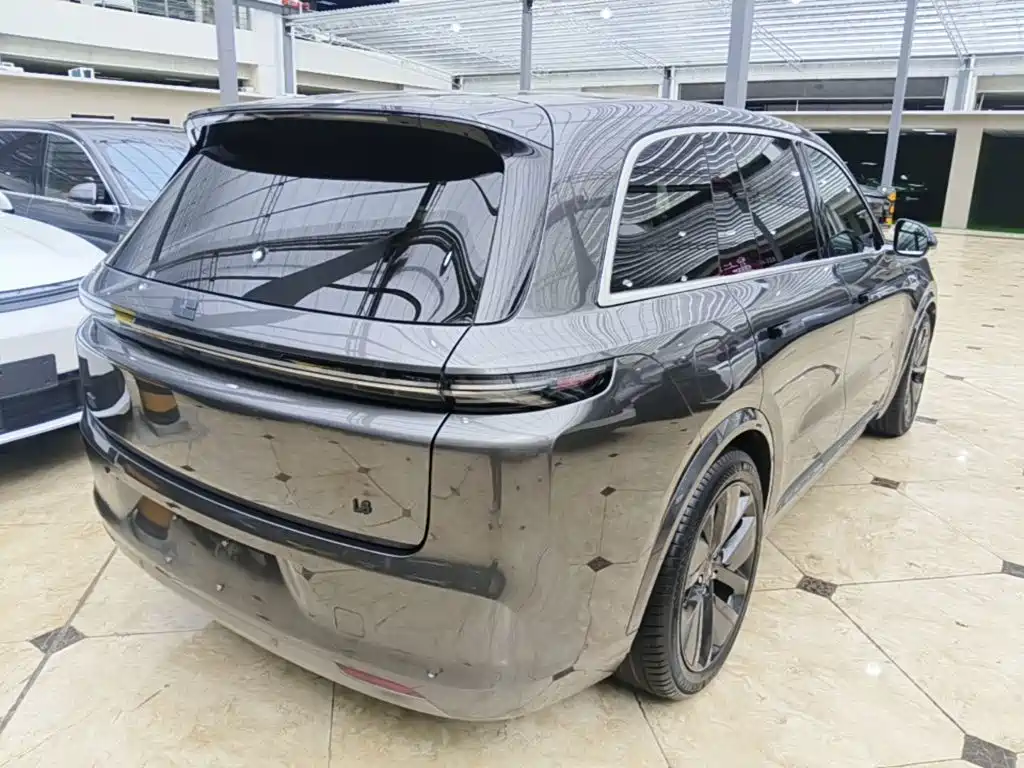 Li Auto Li L8 2023
