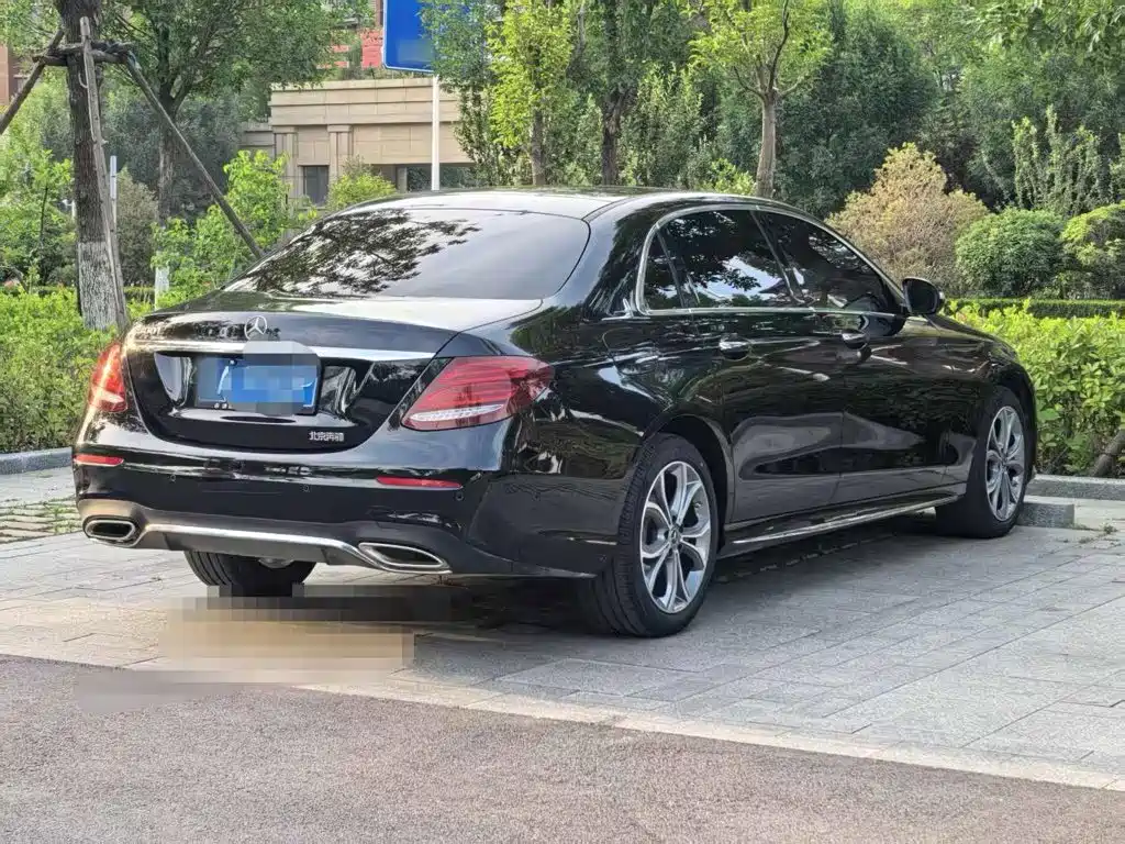 Mercedes-Benz E-Class 2020