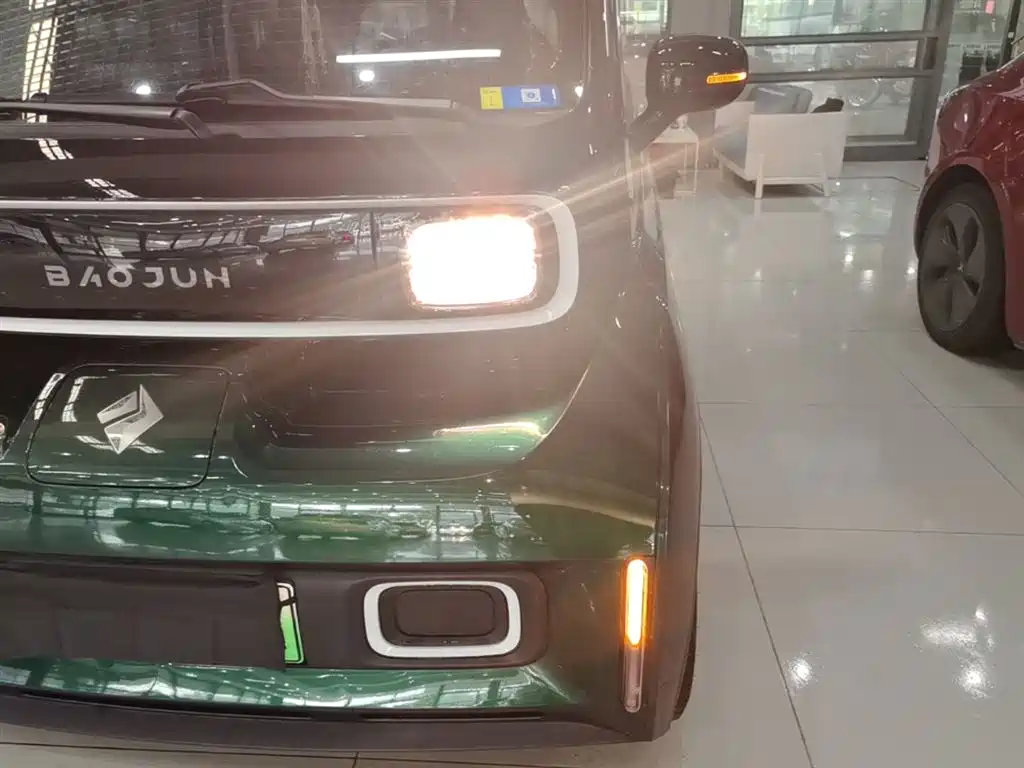 Baojun KiWi EV 2022 — фото 24