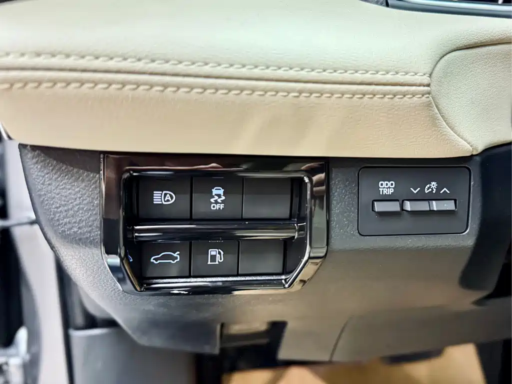 Toyota Avalon 2021 — фото 19