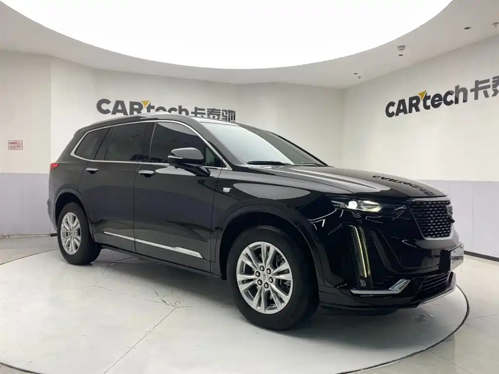 Cadillac XT6 2021 — фото 3
