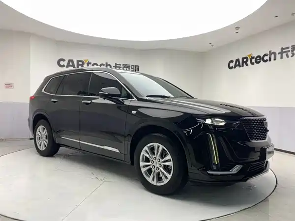 Cadillac XT6 2021