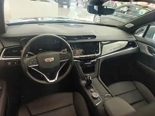 Cadillac XT6 2025