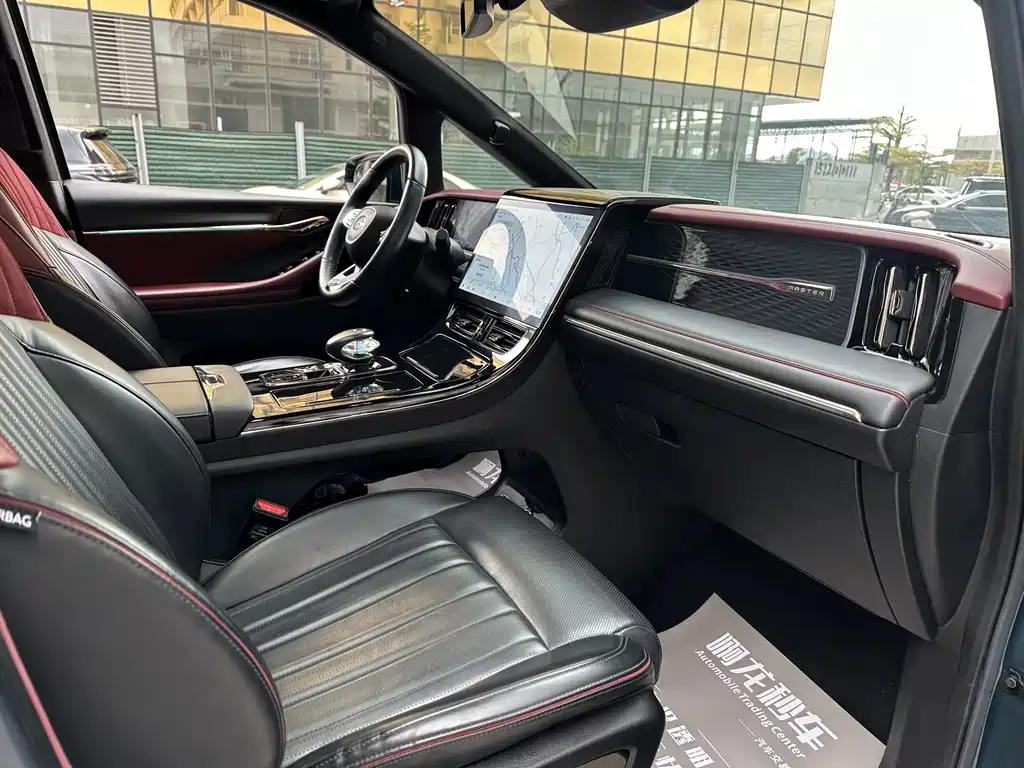 GAC Motor Trumpchi M8 2023 — фото 14