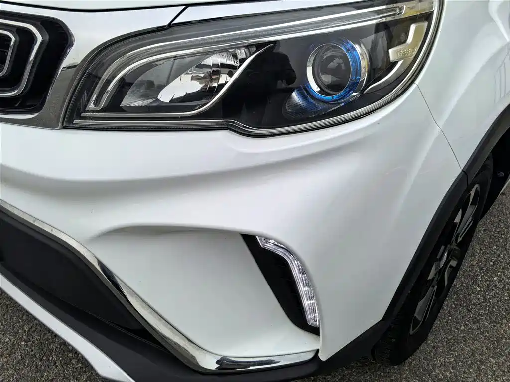 Geely Vision X3 2019 — фото 18