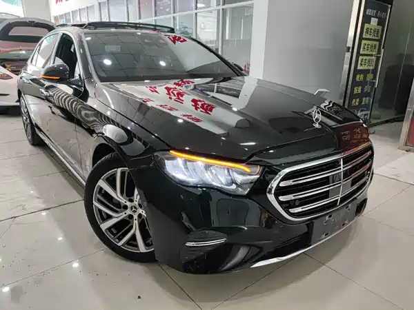 Mercedes-Benz E-Class 2024
