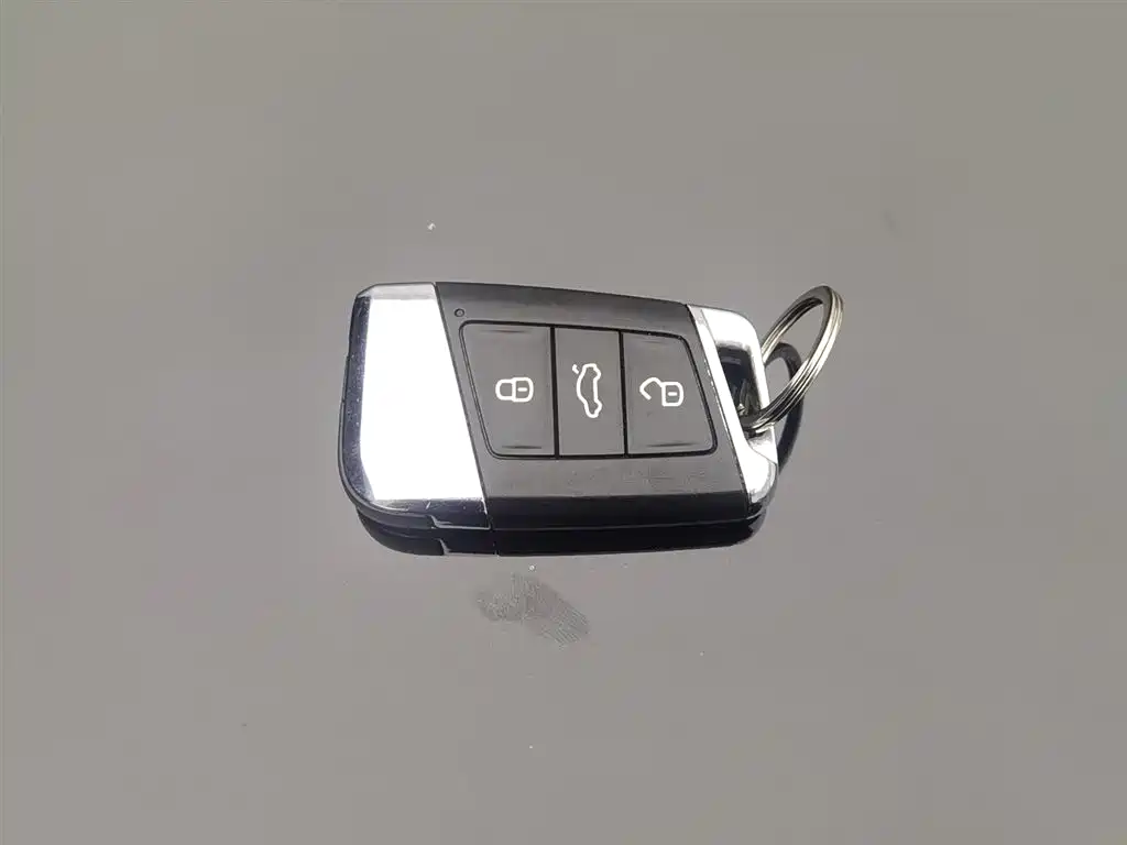 Volkswagen Passat 2019 — фото 19