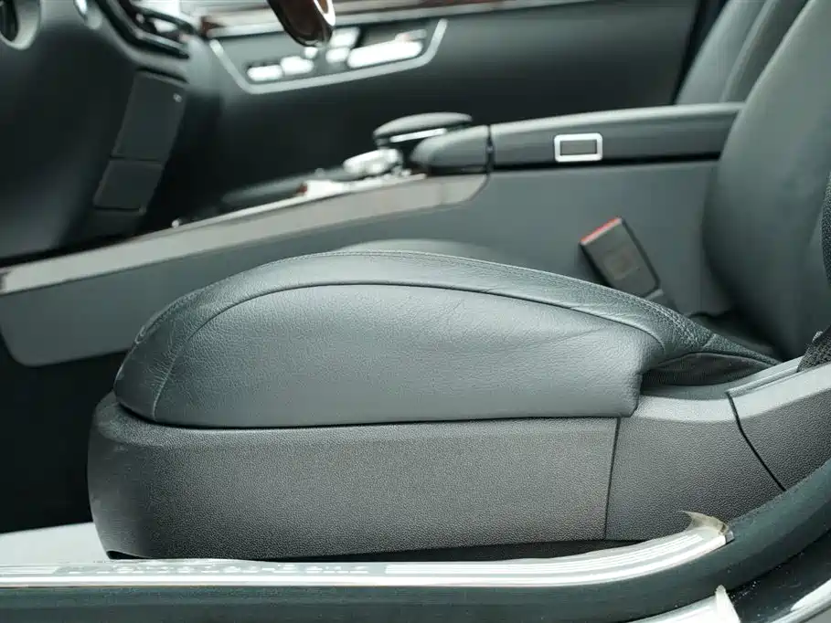 Mercedes-Benz S-Class 2011 — фото 11