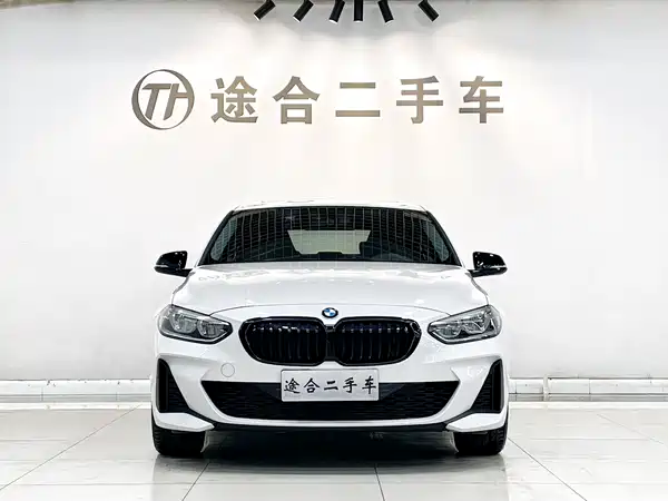 BMW 1 Series 2021
