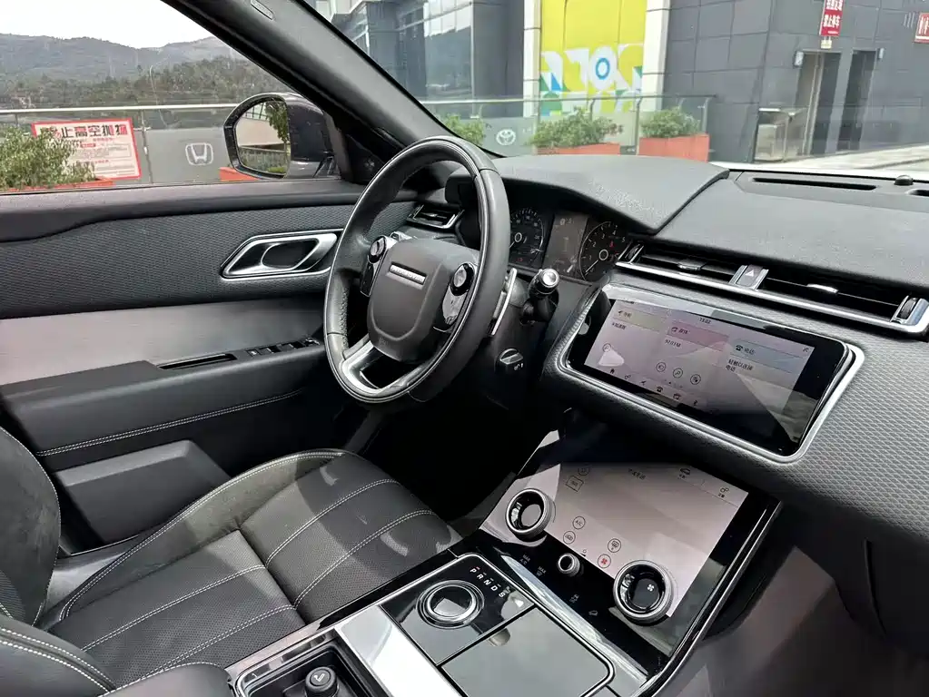 Land Rover Range Rover Velar 2019 — фото 33