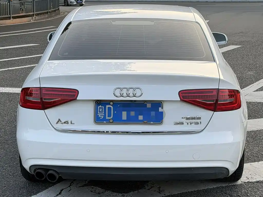 Audi A4L 2015 — фото 8