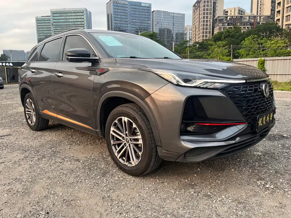 Changan CS75 PLUS 2021 — фото 2