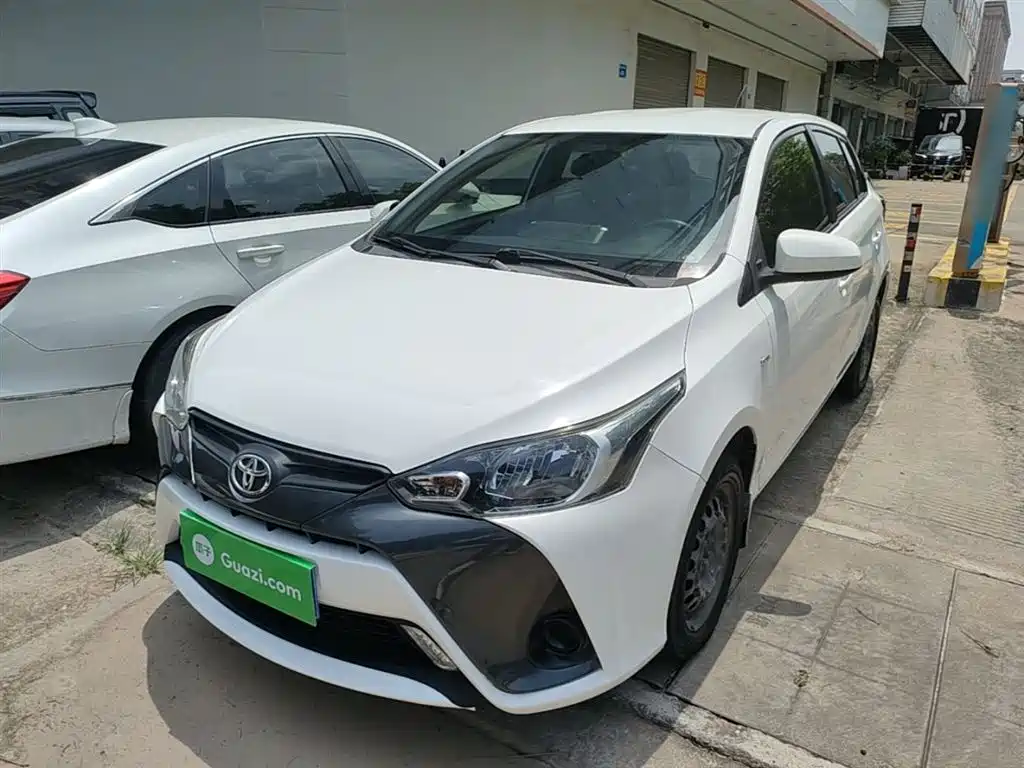 Toyota Yaris L 2019