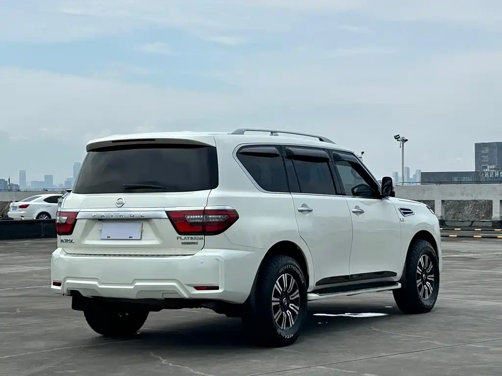 Nissan Patrol 2016
