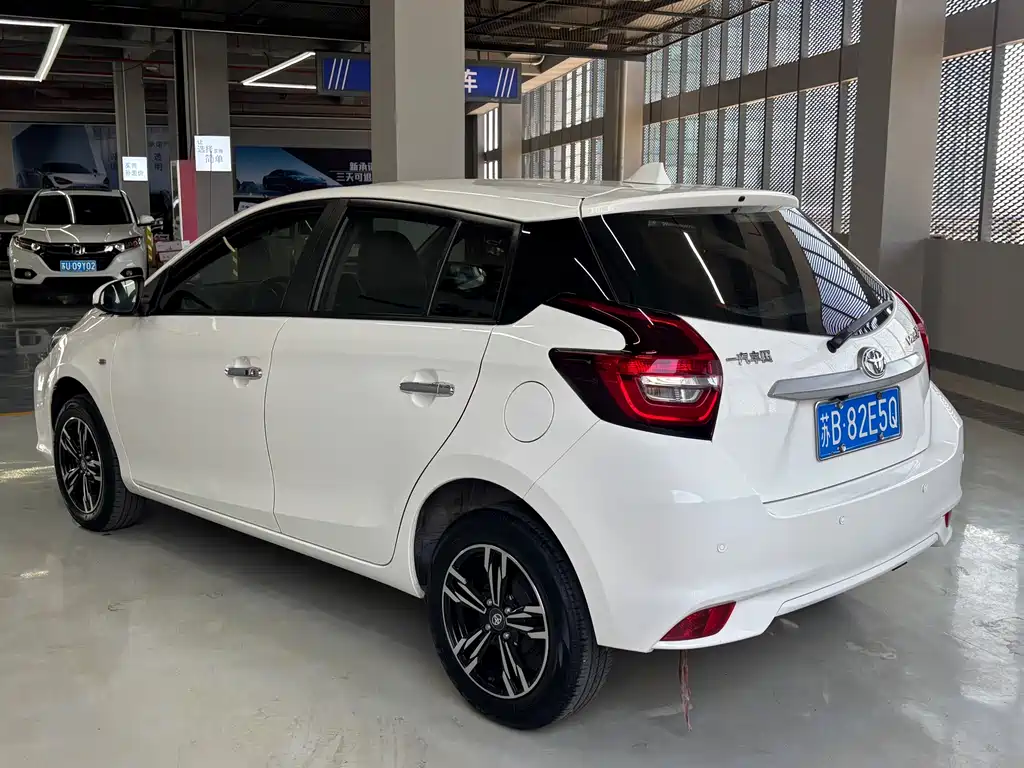 Toyota Vios FS 2022 — фото 10