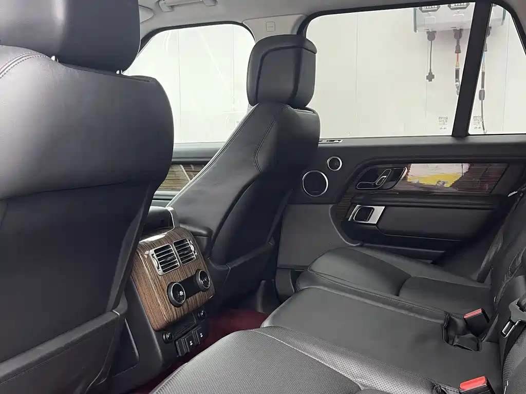 Land Rover Range Rover 2018 — фото 3