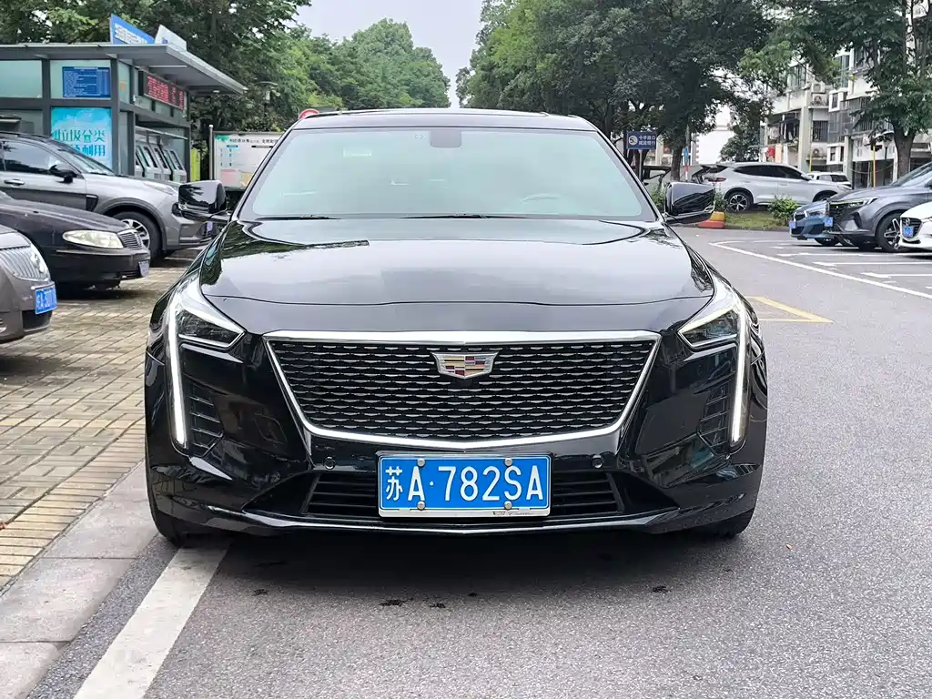 Cadillac CT6 2023 — фото 2