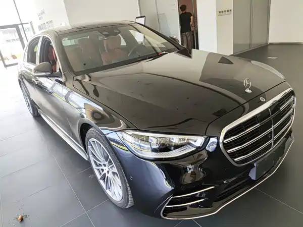 Mercedes-Benz S-Class 2024