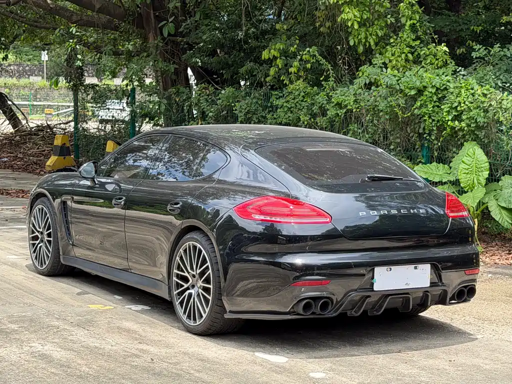Porsche Panamera 2011
