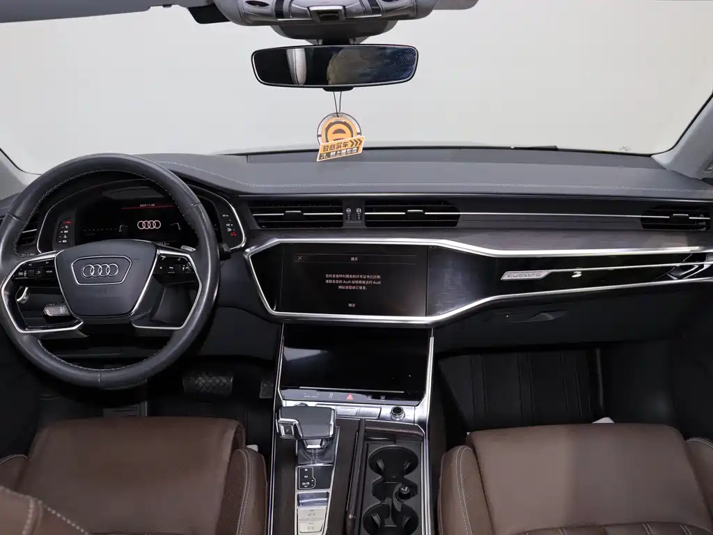 Audi A7L 2021 — фото 14