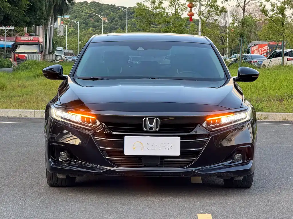 Honda Accord 2022 — фото 2