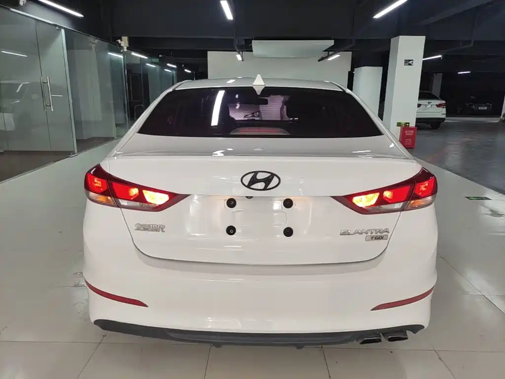 Hyundai Celesta 2017 — фото 6