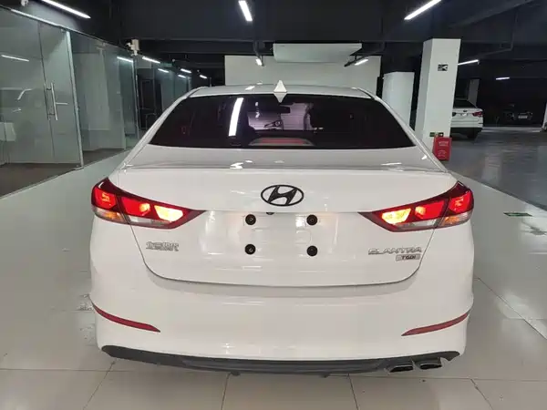 Hyundai Celesta 2017