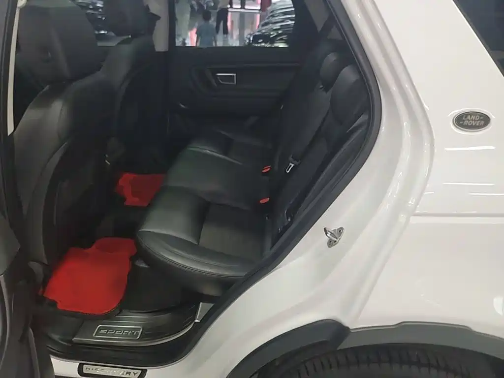 Land Rover Discovery Sport 2018 — фото 17