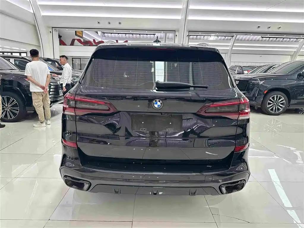 BMW X5 2023