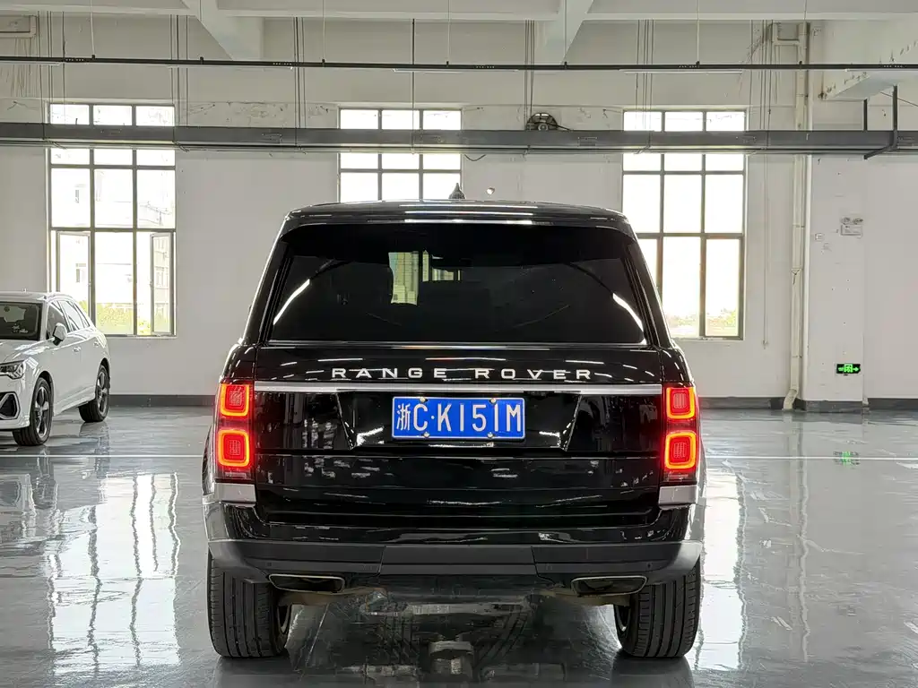 Land Rover Range Rover 2019 — фото 8