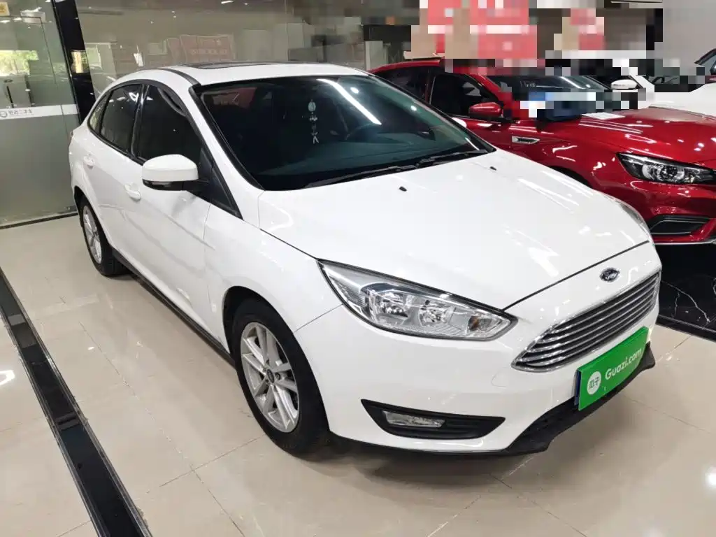 Ford Focus 2015 — фото 22