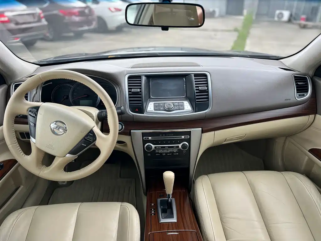 Nissan Teana 2010