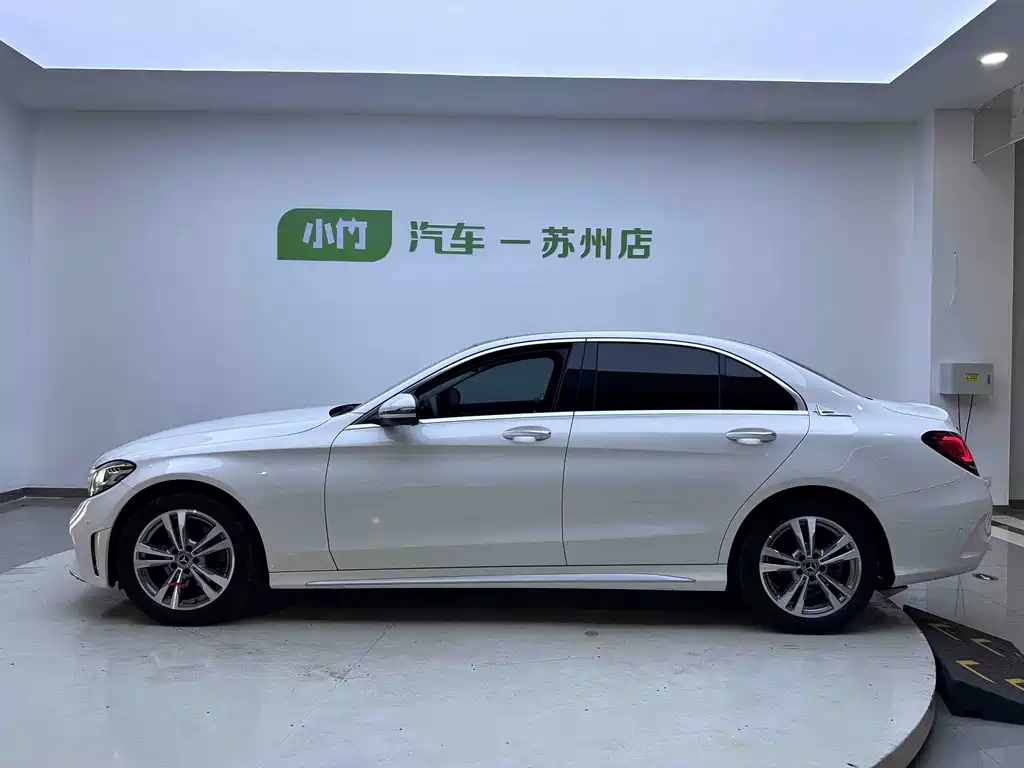 Mercedes-Benz C-Class 2021