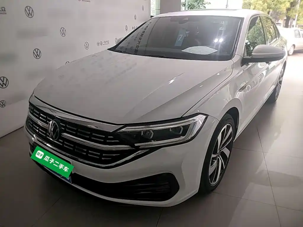 Volkswagen Sagitar 2023