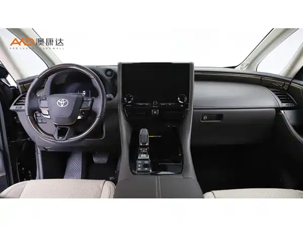 Toyota Alphard 2025